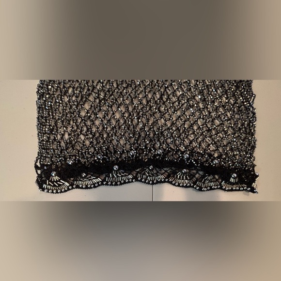 Beaded mesh ladies shirt. Size: M - Picture 3 of 10